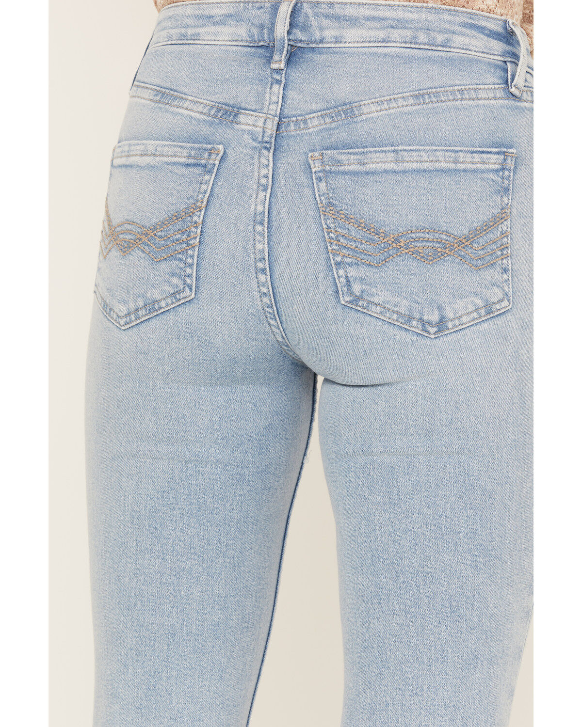 Image #4 - Idyllwind Women's Legend High Rise Bootcut Stretch Denim Jeans, Medium Wash, hi-res