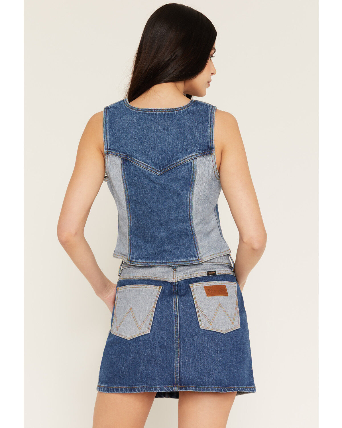 Image #4 - Wrangler Women's Two Tone Sleeveless Button-Down Denim Vest, Blue, hi-res