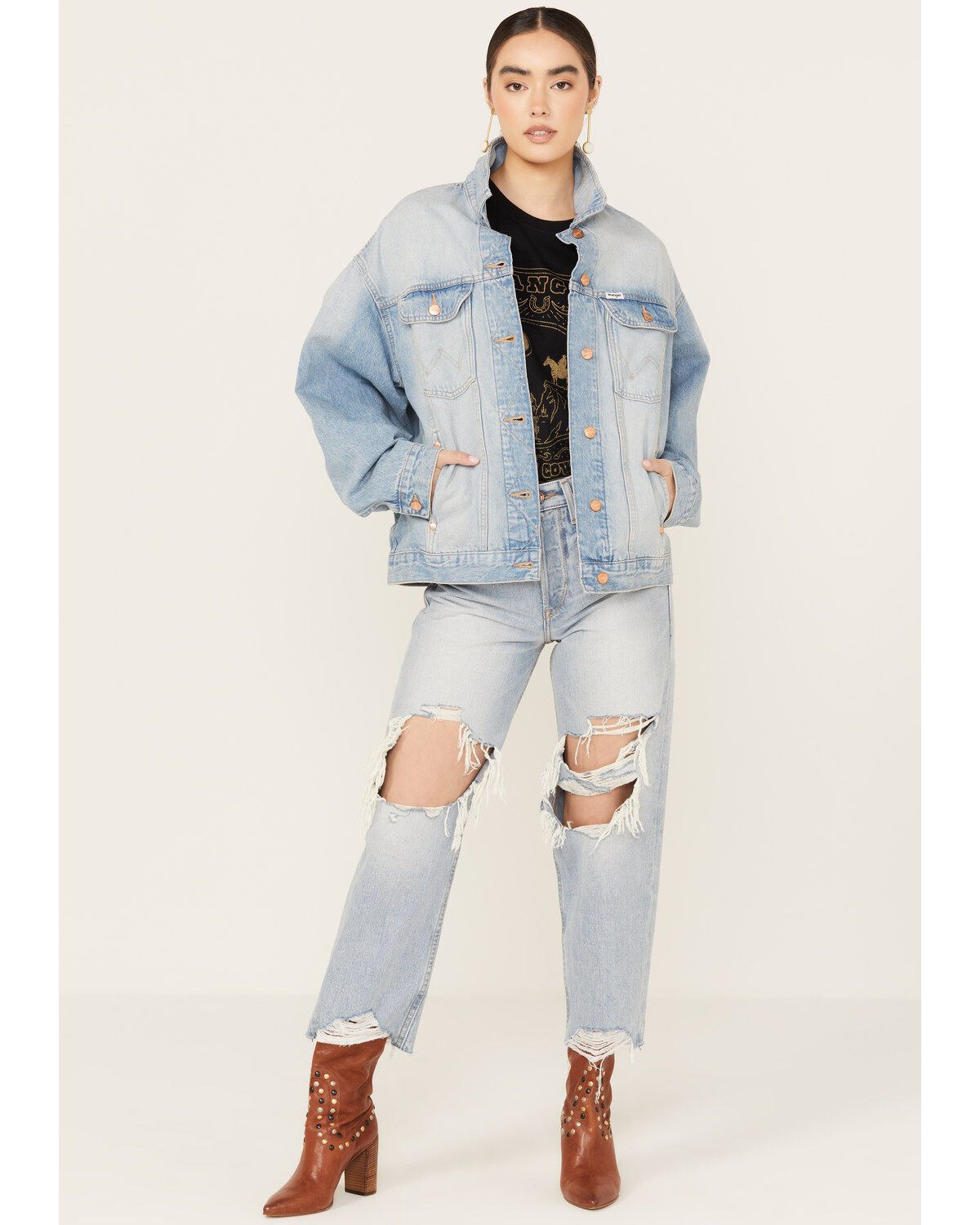 Wrangler Women's Light Wash Denim Trucker Jacket, Light Wash, hi-res