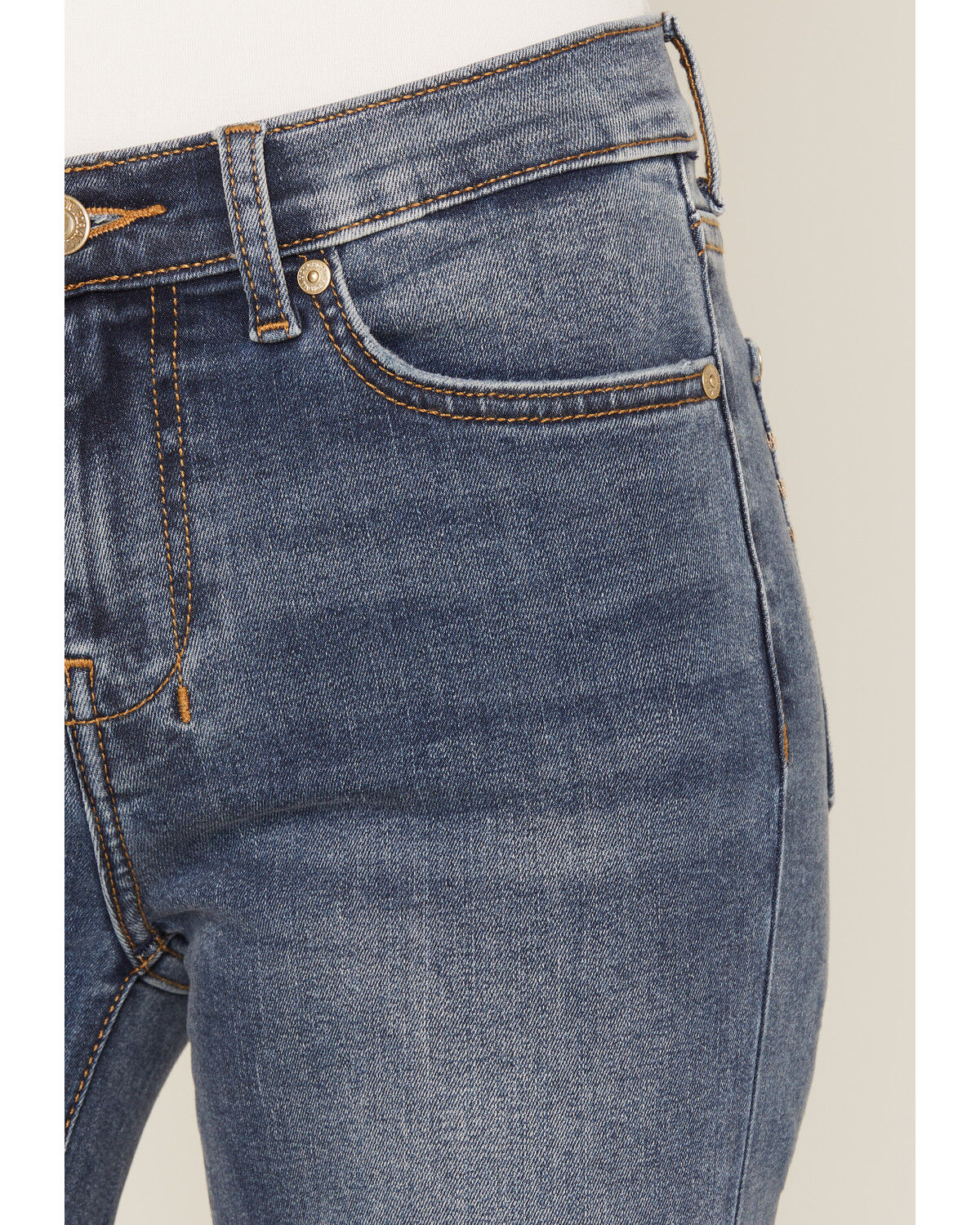 Image #4 - 7 For All Mankind Women's Gale Medium Wash Mid Rise Metallic Pocket 34" Bootcut Stretch Denim Jeans, Medium Wash, hi-res