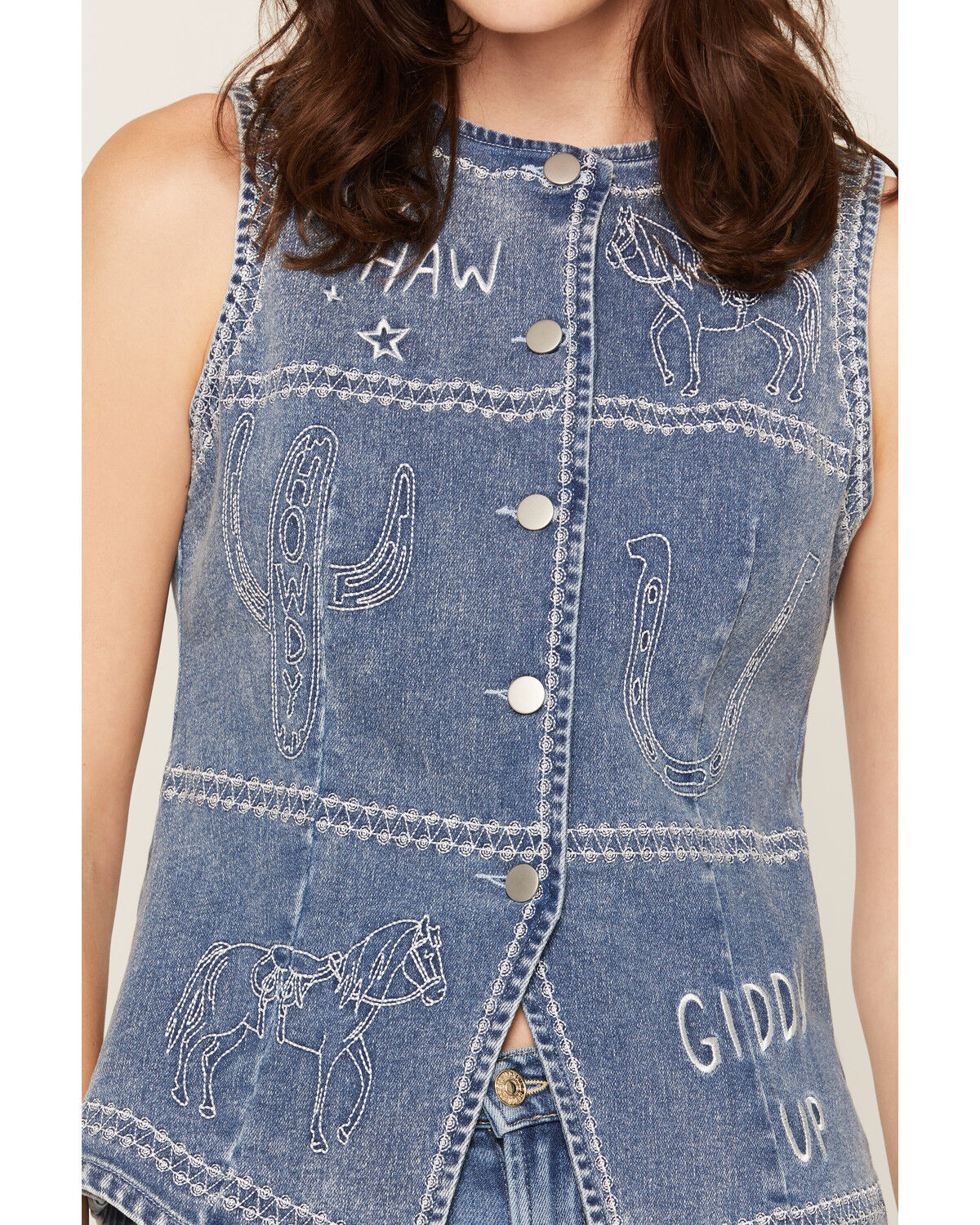 Image #3 - Blue B Women's Boot Barn Exclusive Embroidered Western Motif Denim Top, Medium Wash, hi-res