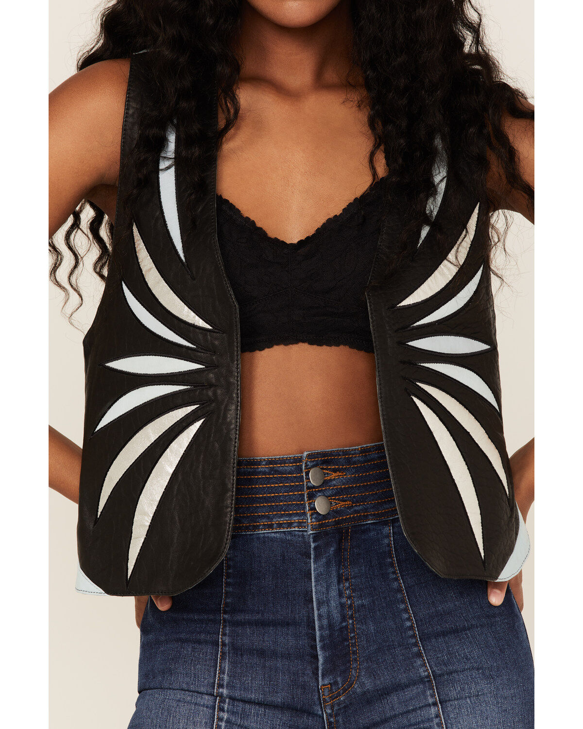 Image #4 - Understated Leather Women's Contrast Leather Bonnie Vest, , hi-res