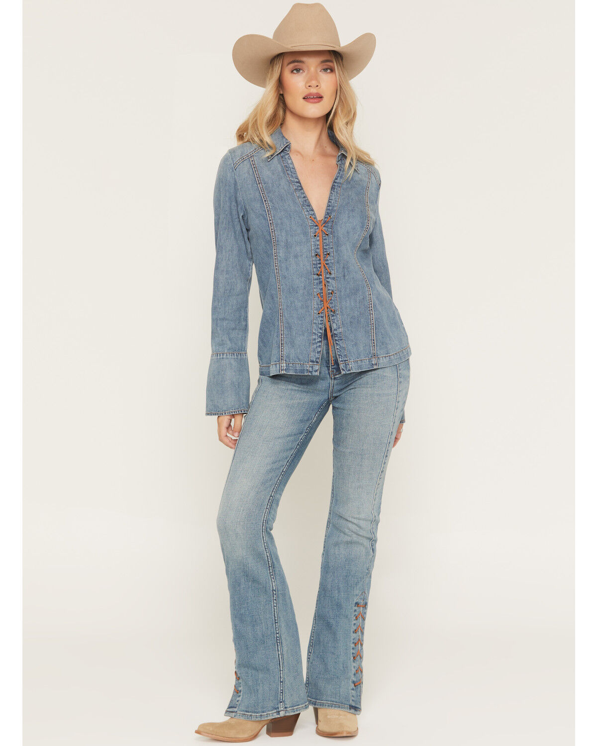 Image #2 - Idyllwind Women's Avery Medium Wash Legend High Rise Bootcut Stretch Denim Jeans, Medium Wash, hi-res