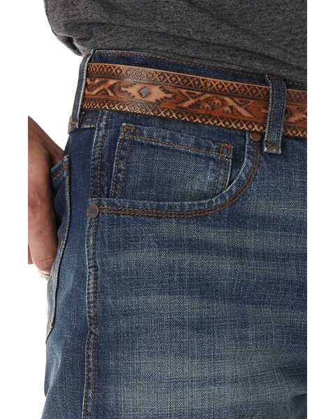 Image #4 - Wrangler Men's Retro Relaxed Fit Mid Rise Boot Cut Jeans, Indigo, hi-res