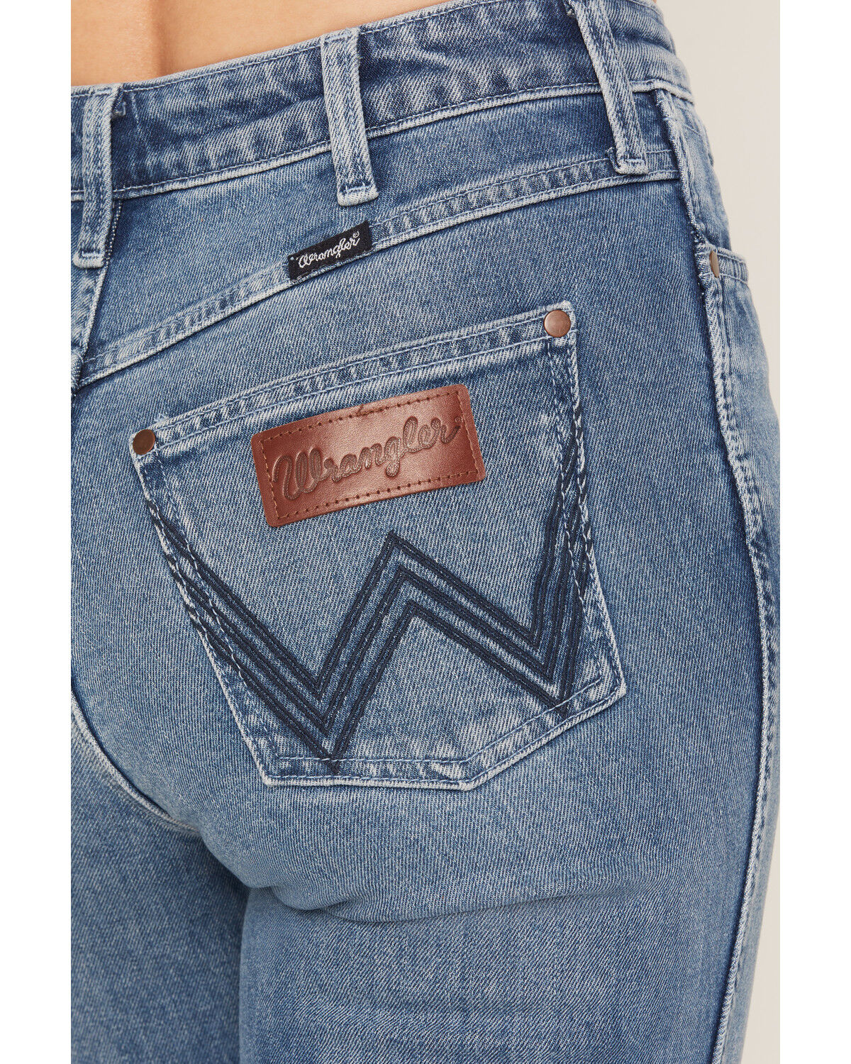 Image #4 - Wrangler Retro Women's Liberty Medium Wash High Rise Bailey Bootcut Stretch Denim Jeans, Medium Wash, hi-res