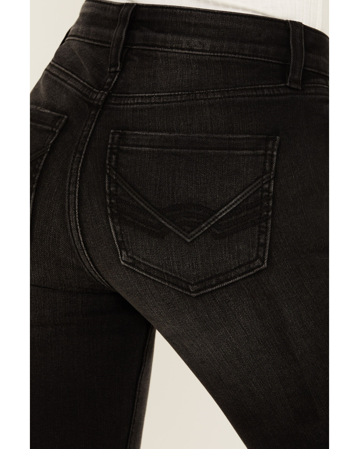Image #4 - Idyllwind Women's Shadow Lane Mid Rise Stretch Bootcut Jeans, Black, hi-res