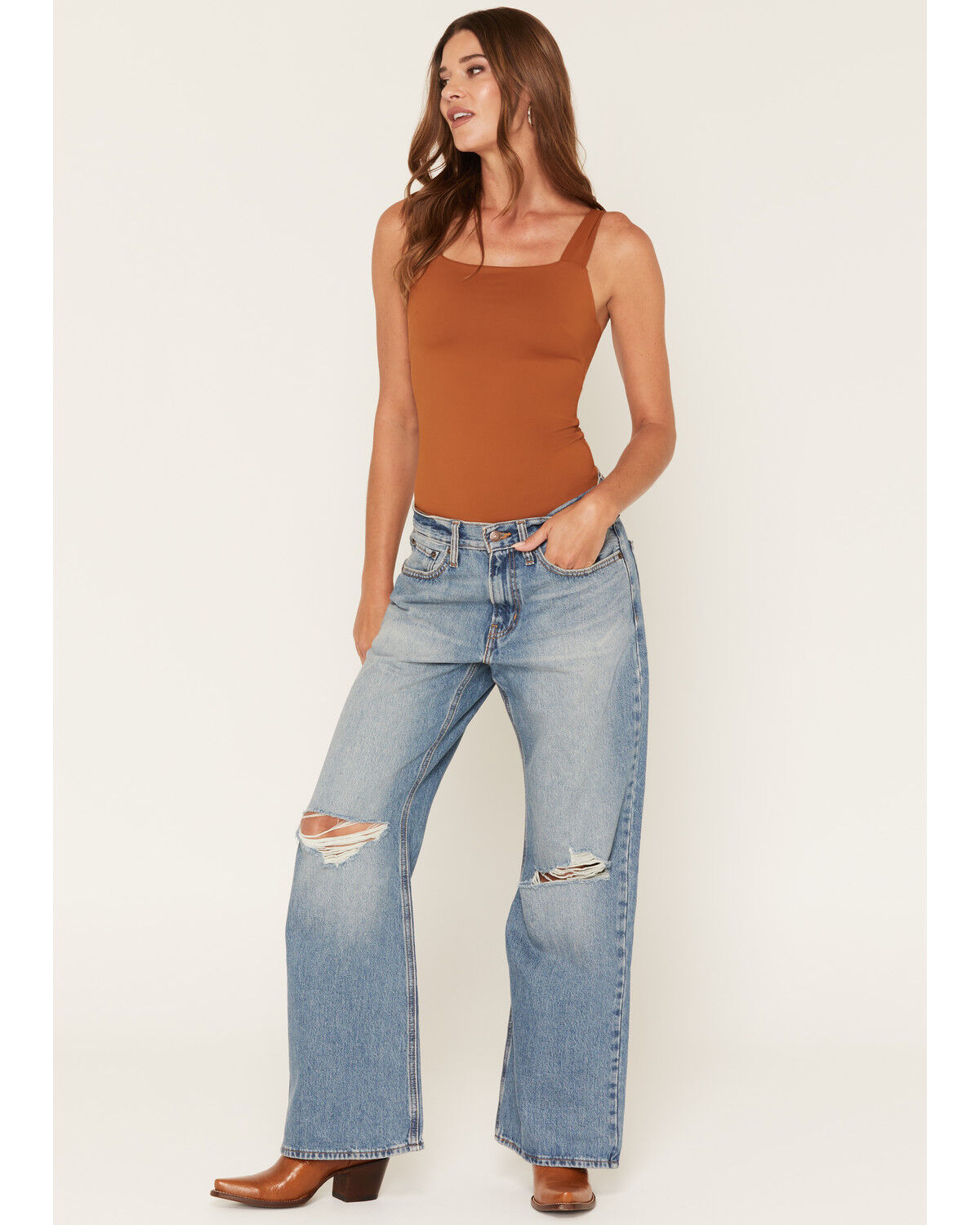 Levi's Women's Yellow Flag Medium Wash Mid Rise Loose Bootcut Denim Jeans, Medium Wash, hi-res