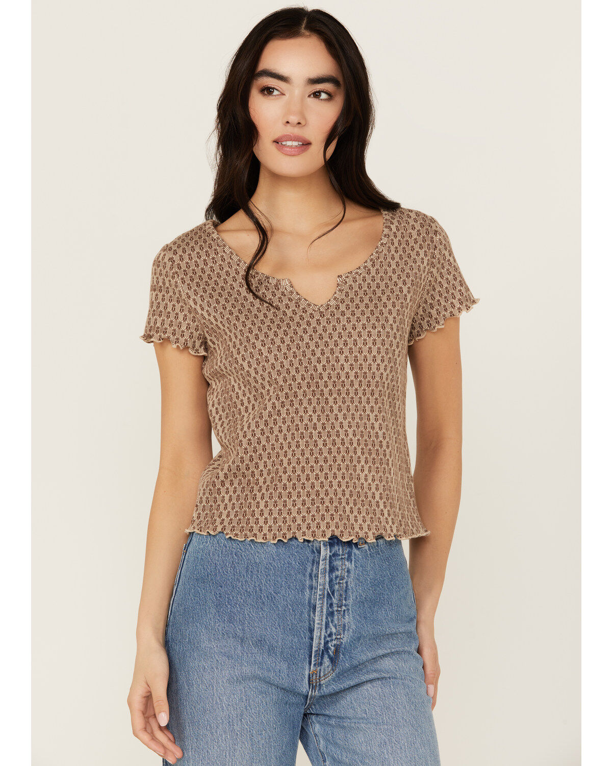 Cleo + Wolf Women's King Arthur Printed Short Sleeve Cropped Baby Tee, Chocolate, hi-res