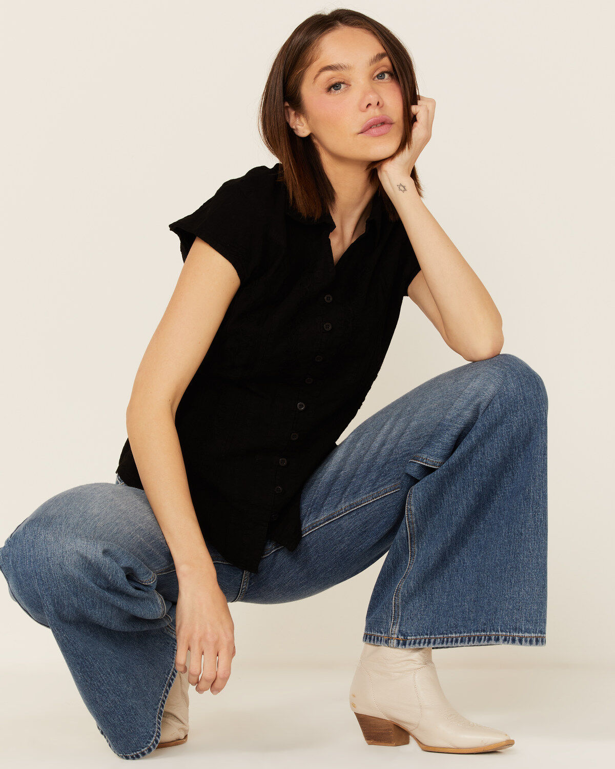 Scully Women's Cap Sleeve Cantina Shirt, Black, hi-res