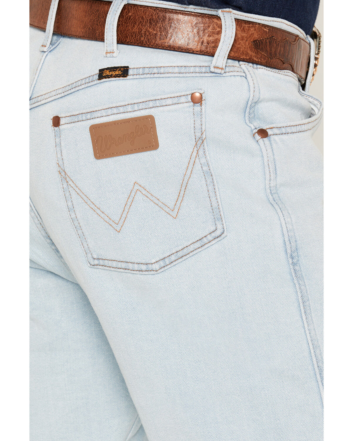 Image #4 - Wrangler Men's 13MWZ Toughlite Light Wash Cowboy Cut Straight Stretch Denim Jeans, Light Wash, hi-res