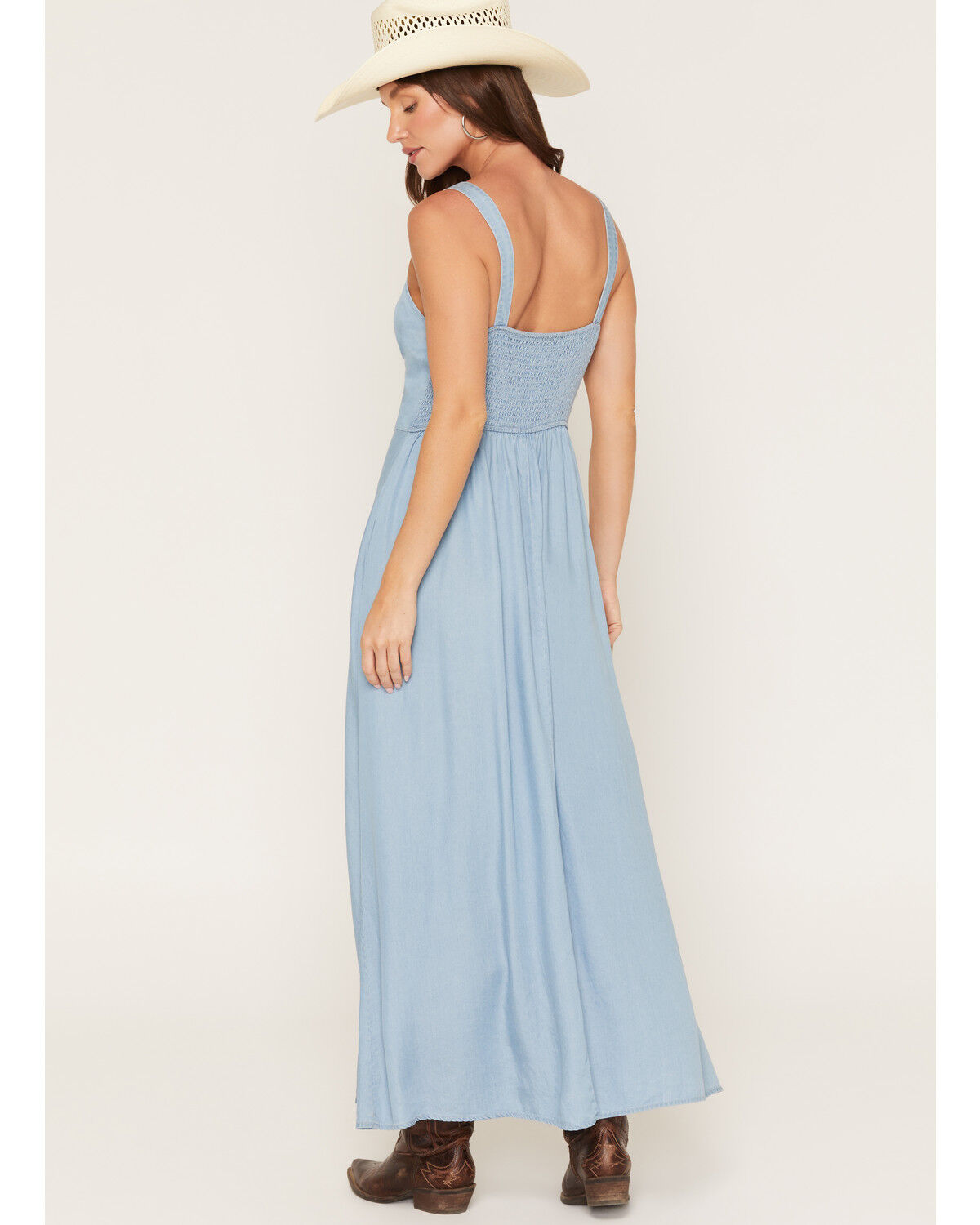 Image #4 - Lovestitch Women's Light Wash Sleeveless Snap Front Midi Dress, Light Wash, hi-res