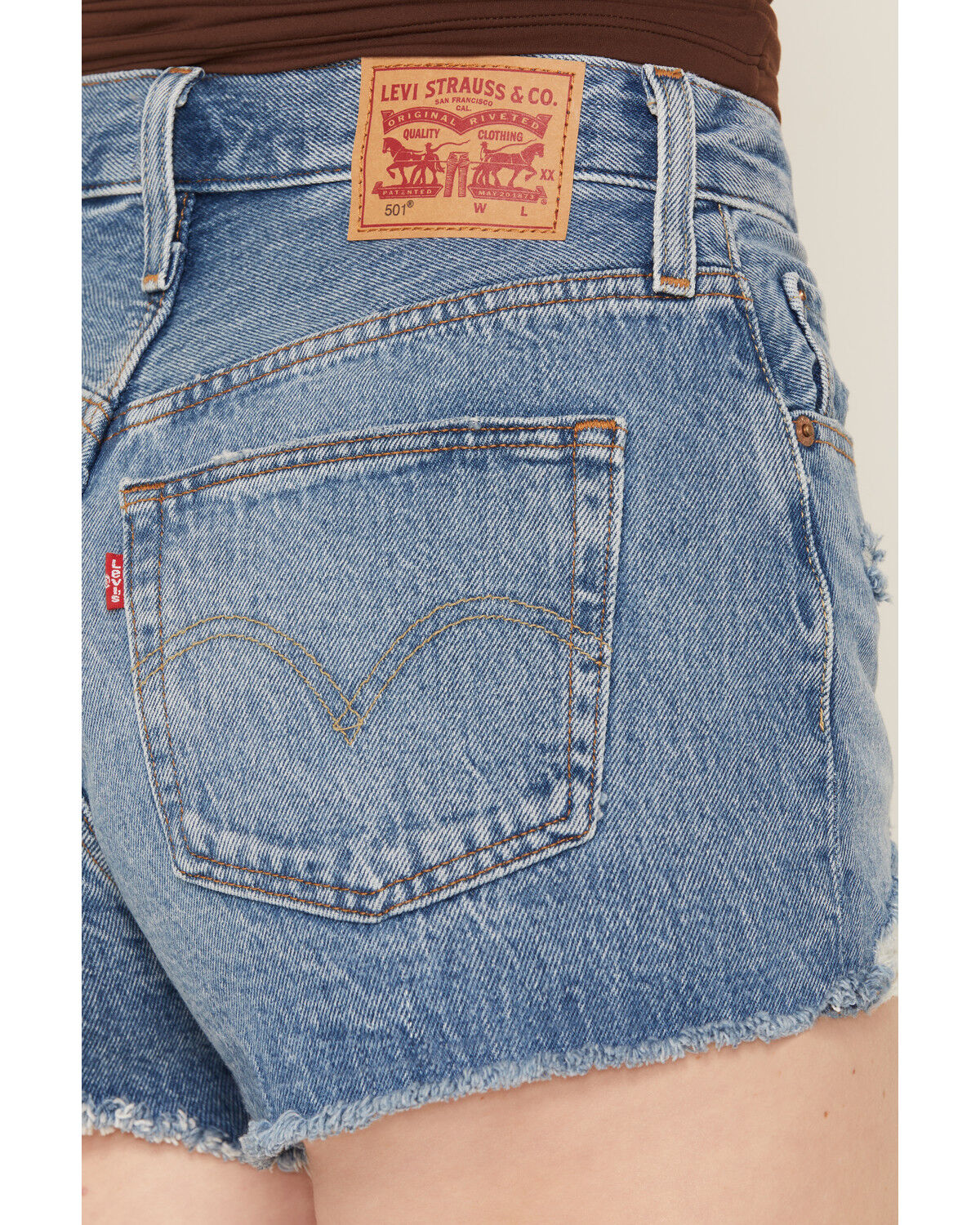 Image #4 - Levi's Women's Medium Wash High Rise 501 Original Denim Shorts, Medium Wash, hi-res