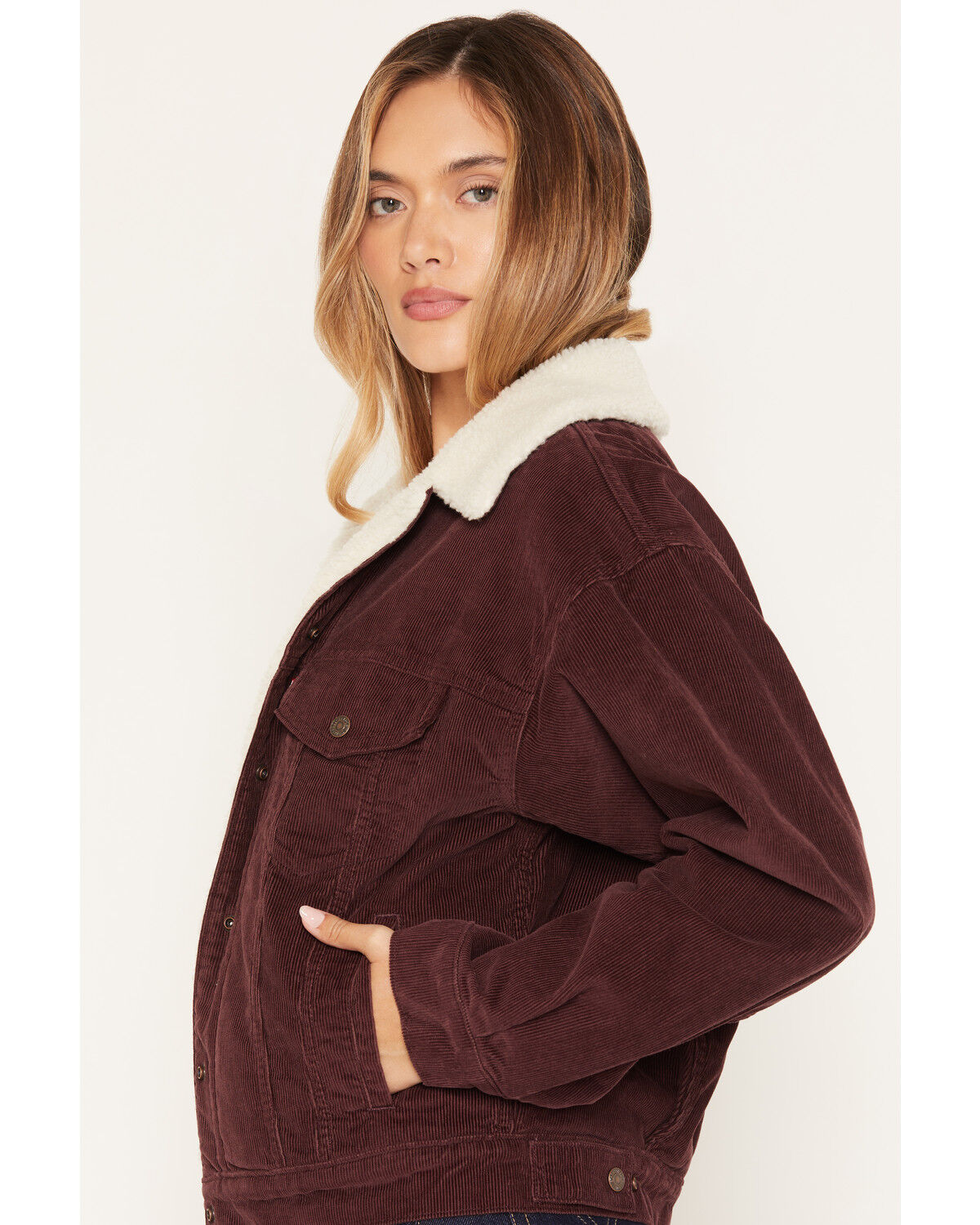 Image #3 - Levi's Women's 90s Sherpa Trucker Jacket, Wine, hi-res