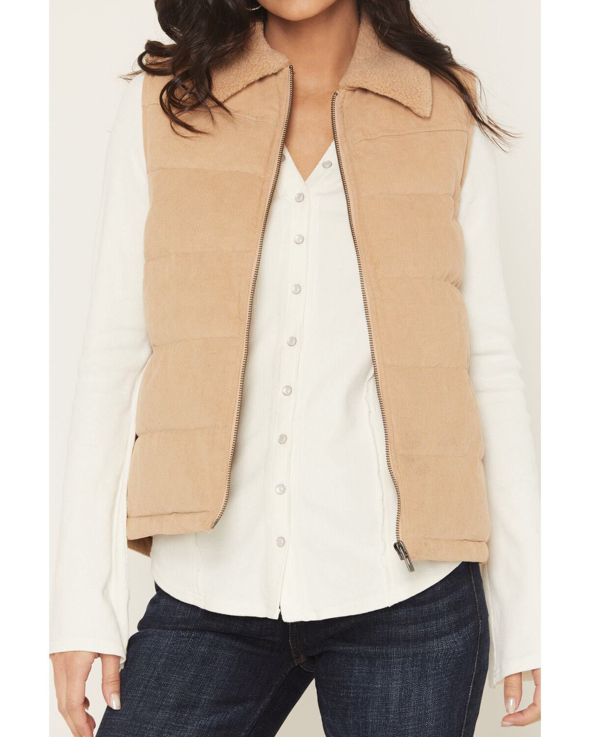 Image #4 - Idyllwind Women's Midvale Corduroy Embroidered Puffer Vest, Khaki, hi-res