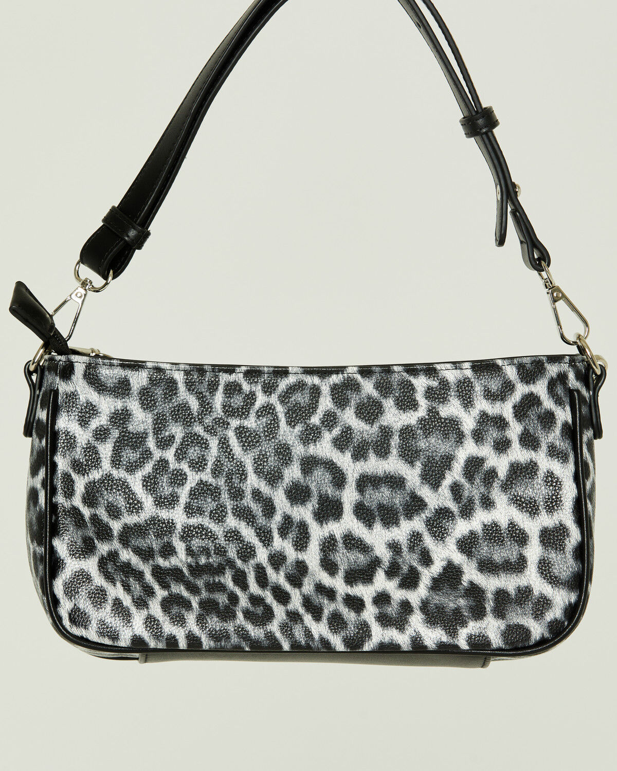 Image #3 - Wrangler Women's Boot Barn Exclusive Leopard Print Shoulder Bag with Chain, Black, hi-res