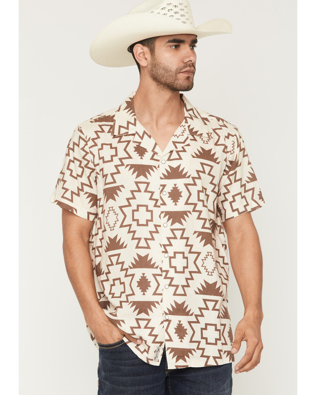 Sendero Provisions Men's The Padre Southwestern Print Short Sleeve Snap Western Shirt, Cream, hi-res